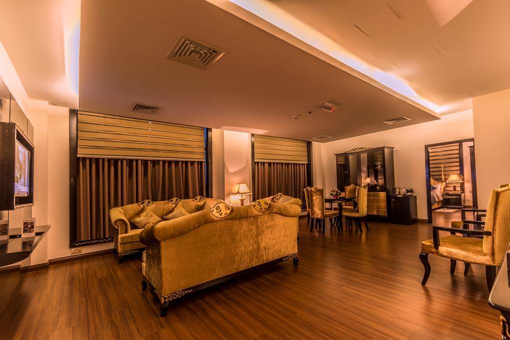 Golden Tulip Headington Ruwi Masqat